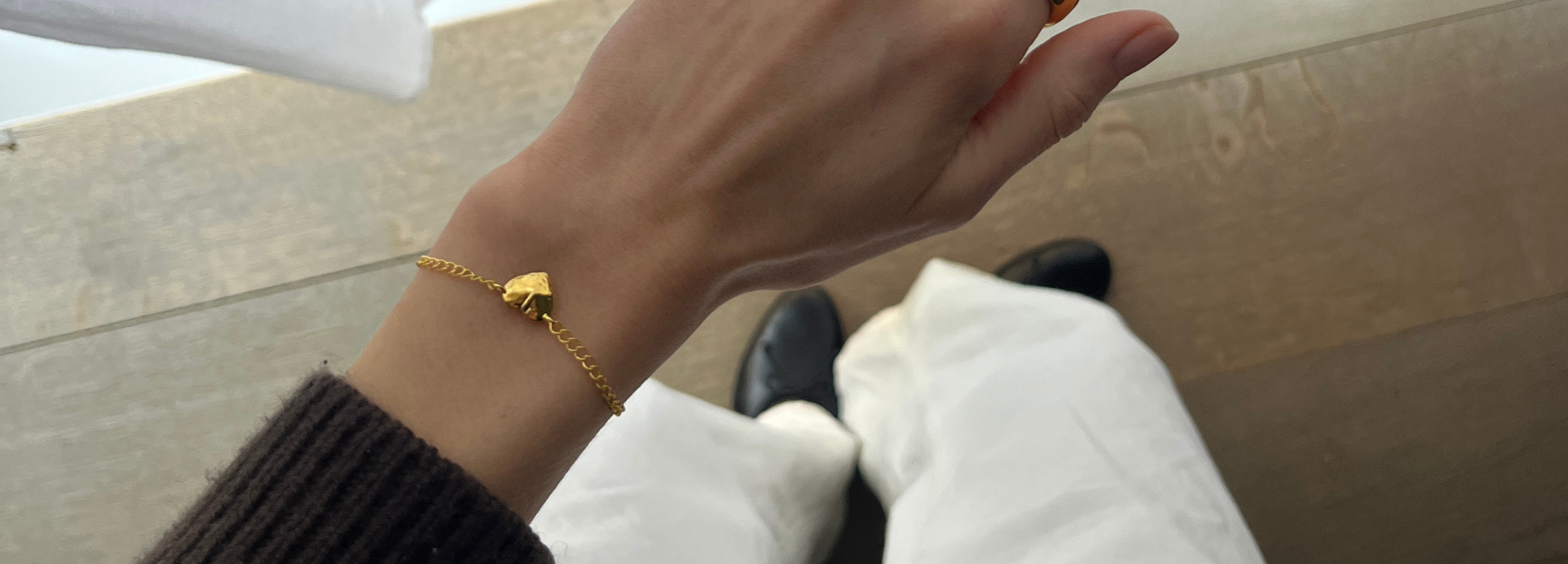 Bracelets in gold