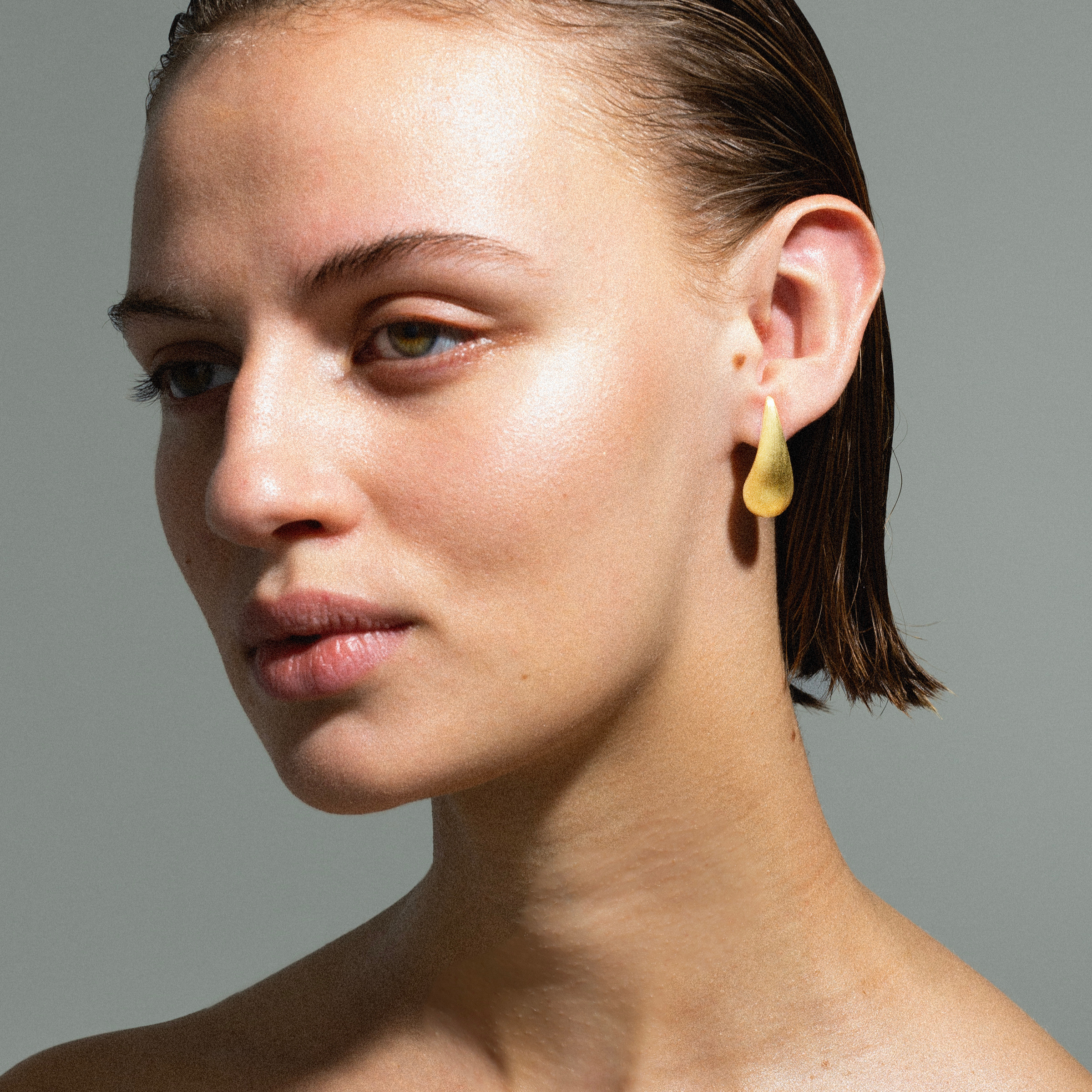 Mega Orbis Drop Stud