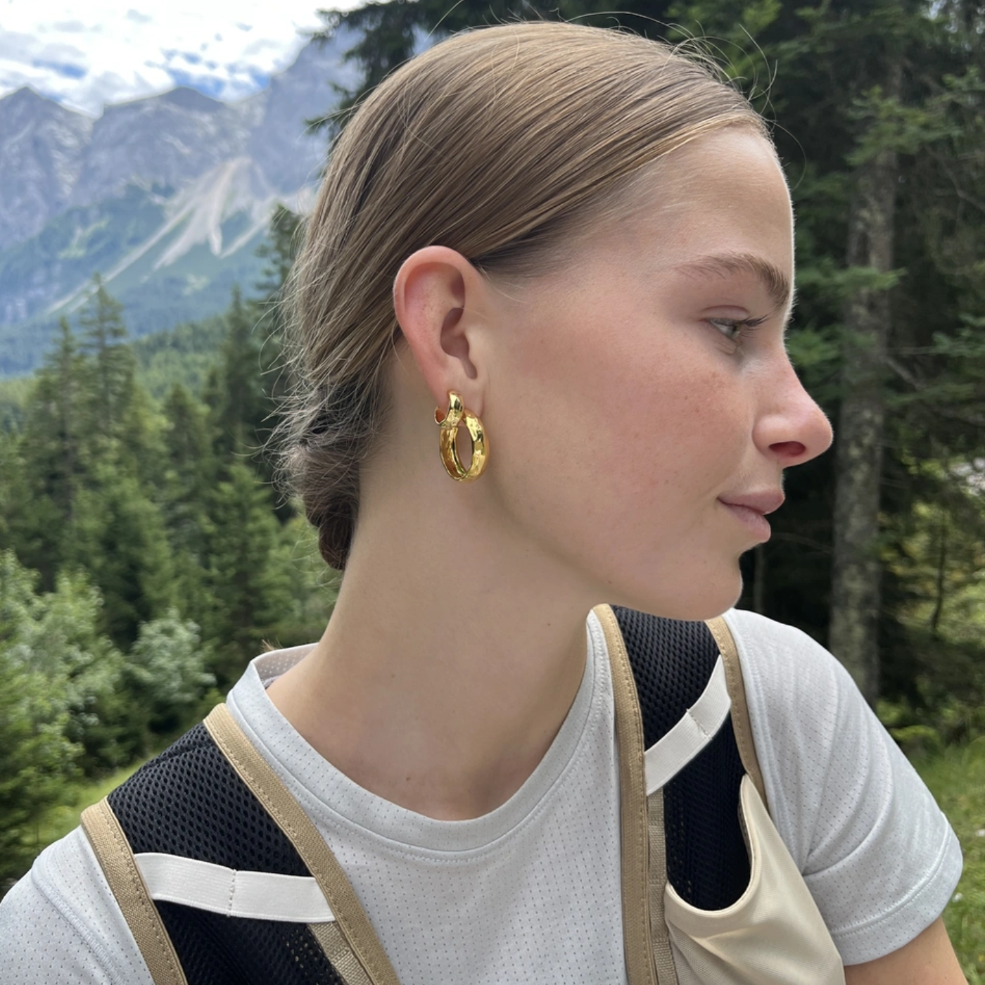 Big Bruised Heart Hoop