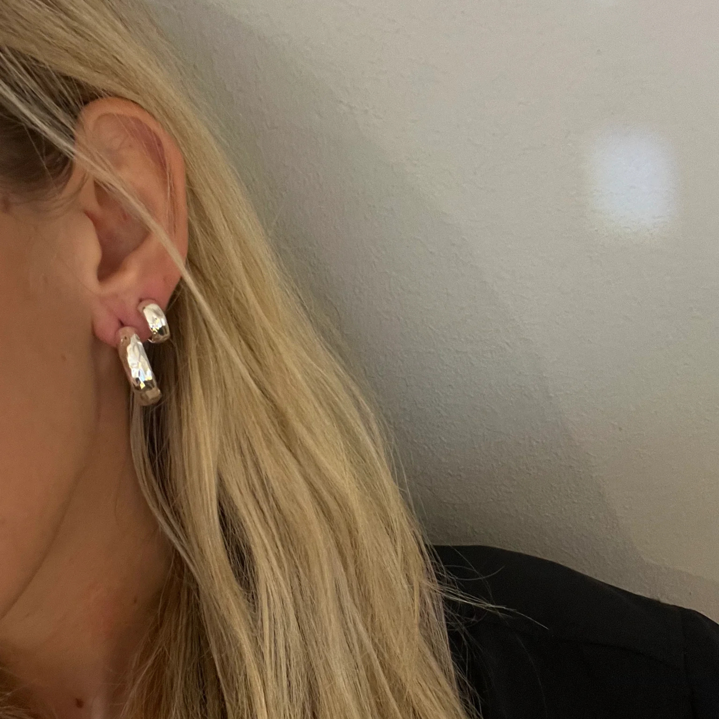 Big Bruised Heart Hoop