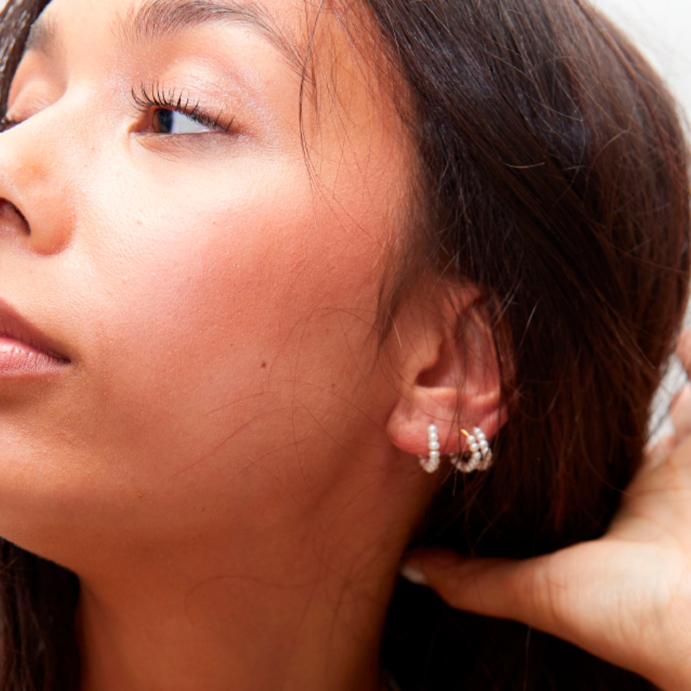 Row Pearl Twist Earring