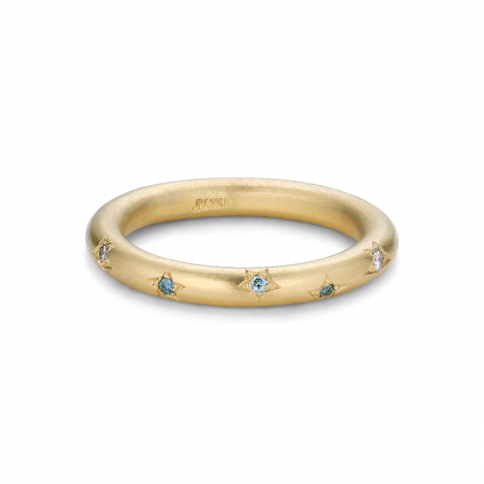 Stjernering i 14 karat guld 10 farvede brillianter