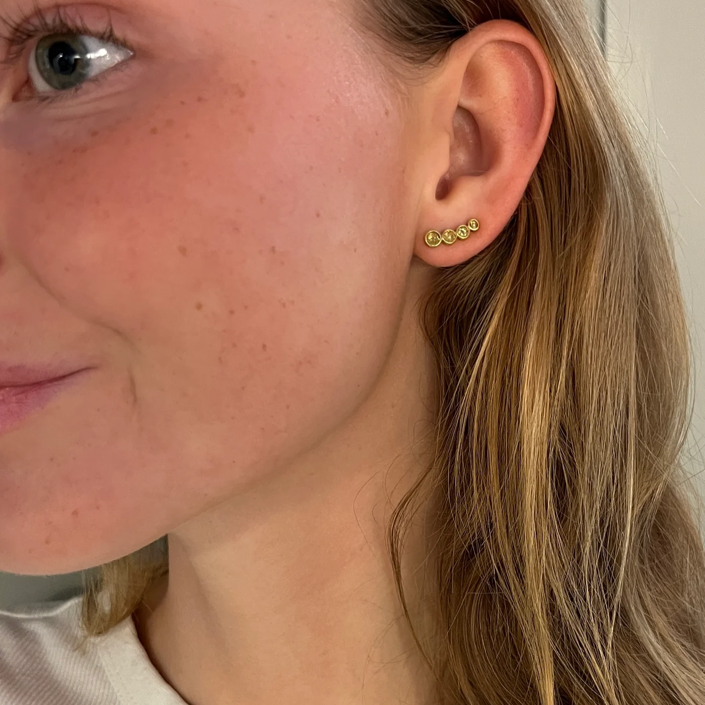 Crescent earrings with rose-cut diamonds