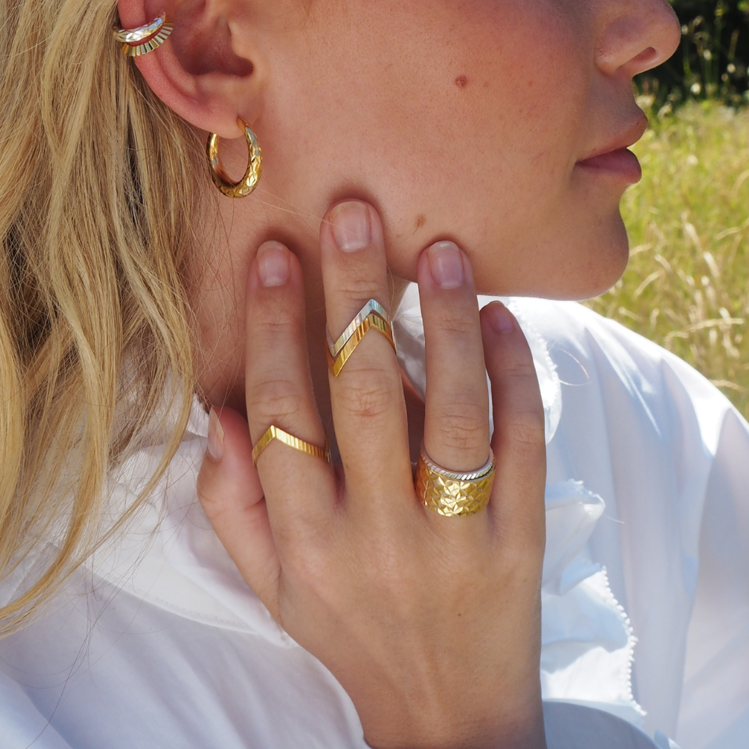 Small Reflection ring