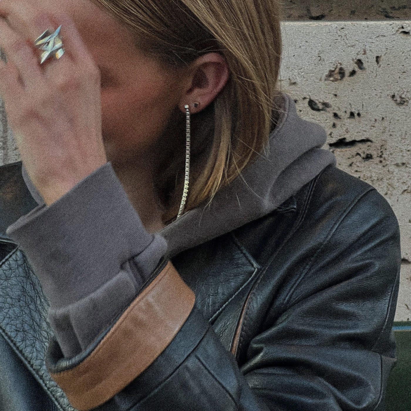 Night Magic Chain Stud